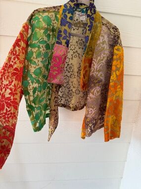 Sterling Styles Kimono Jacket Floral Semi Sheer One Size  A Beautiful Style !!!